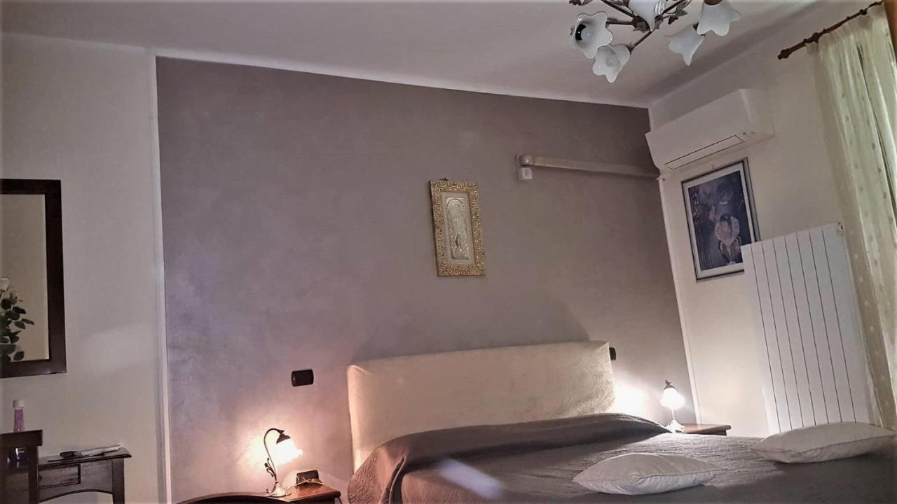 Elisa House Bed and Breakfast Foligno Buitenkant foto