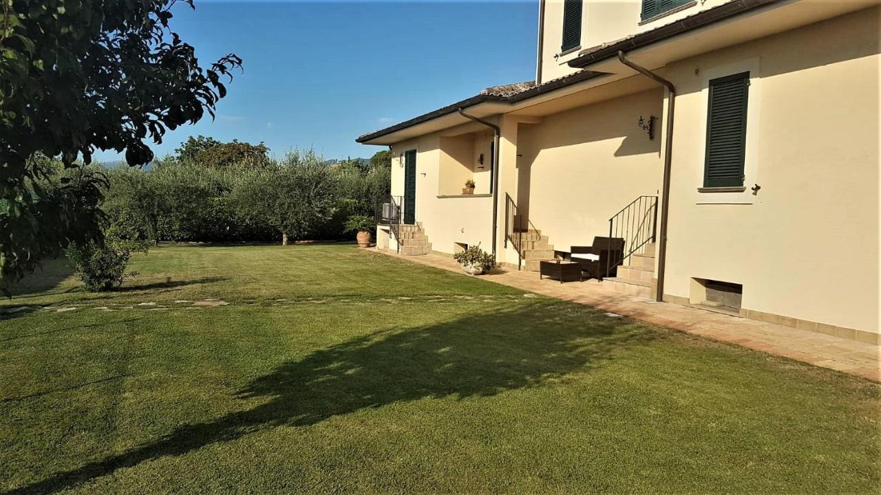 Elisa House Bed and Breakfast Foligno Buitenkant foto